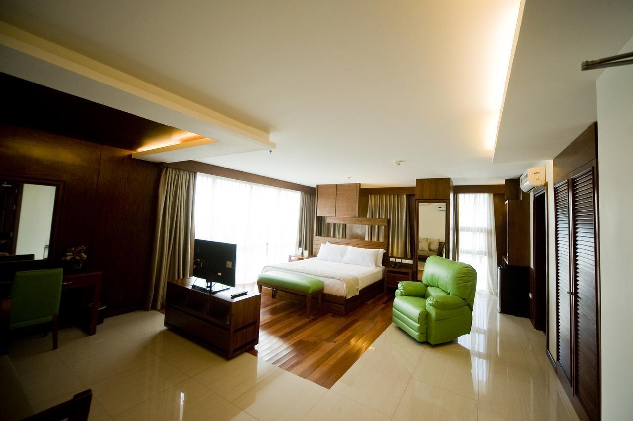 Skinetics Wellness Center Boutique Hotel Iloilo Extérieur photo