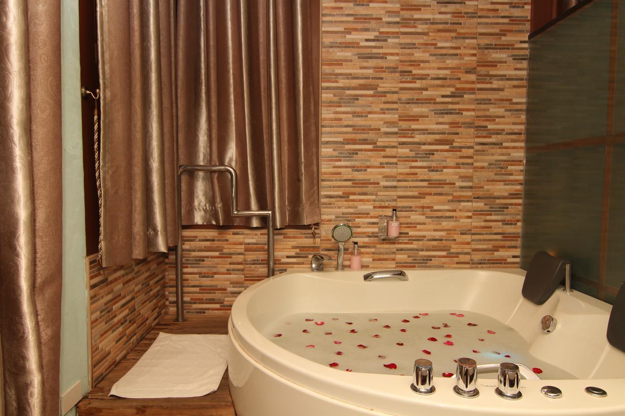 Skinetics Wellness Center Boutique Hotel Iloilo Extérieur photo